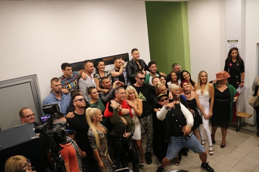 Tv Pink priredio veliko iznenađenje zadrugarima, ONI SKAKALI OD SREĆE!