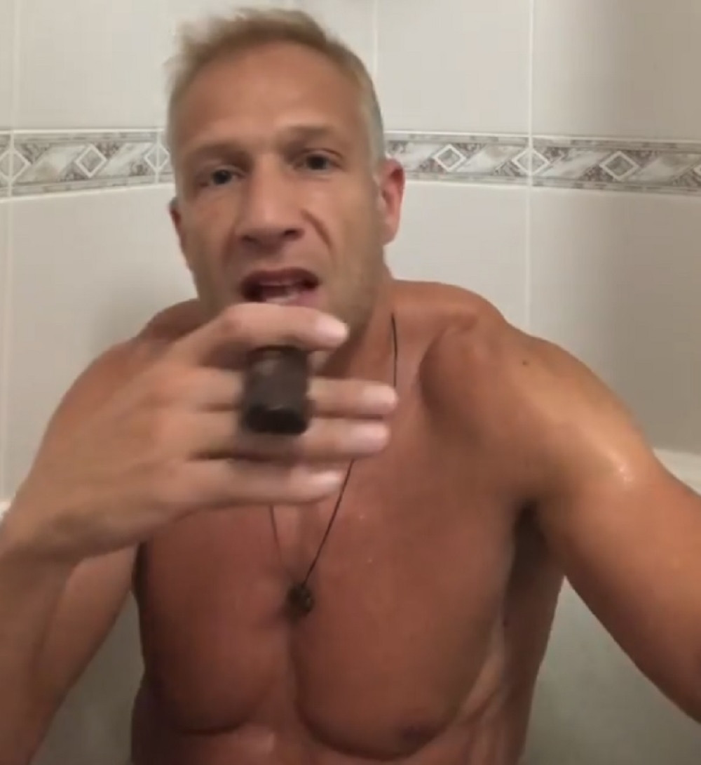 Milan Kalinić GO U KADI! (VIDEO 18+)