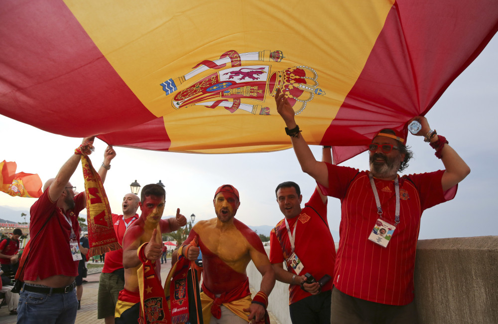 Švajcarci i Španci krenuli na Mondijal, pa PROMAŠILI GRAD u Rusiji!