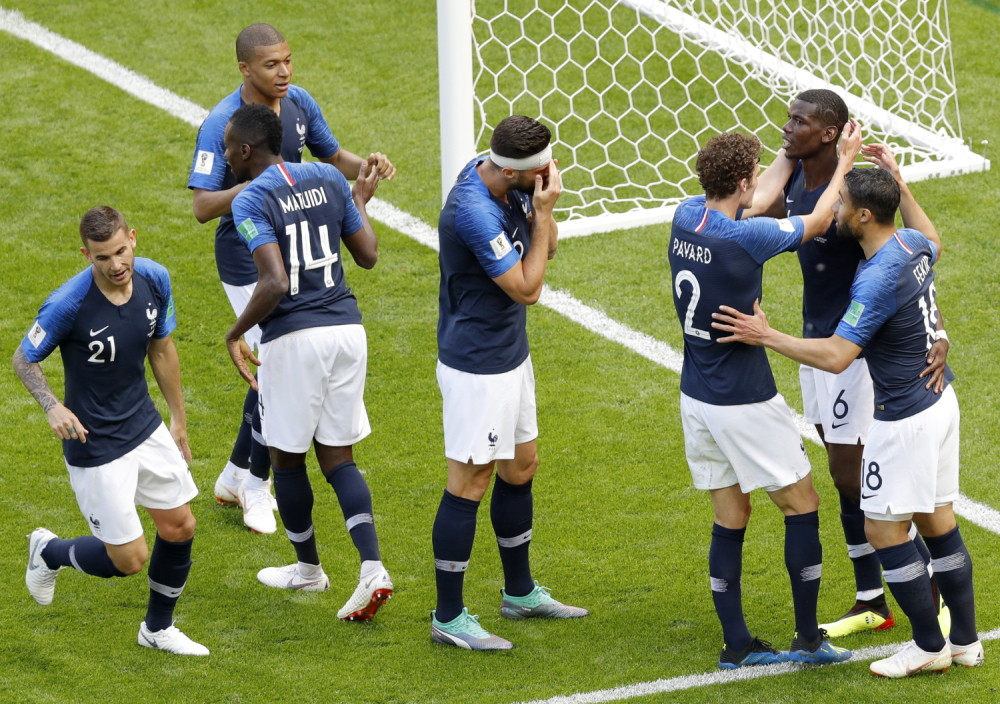 Francuzi uz pomoć VAR tehnologije srušili Australiju! (VIDEO)