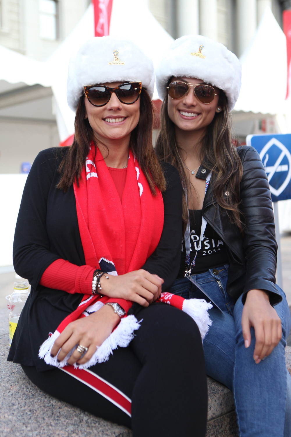 Emilija i Karmen: Stojke, OŽENI nas!