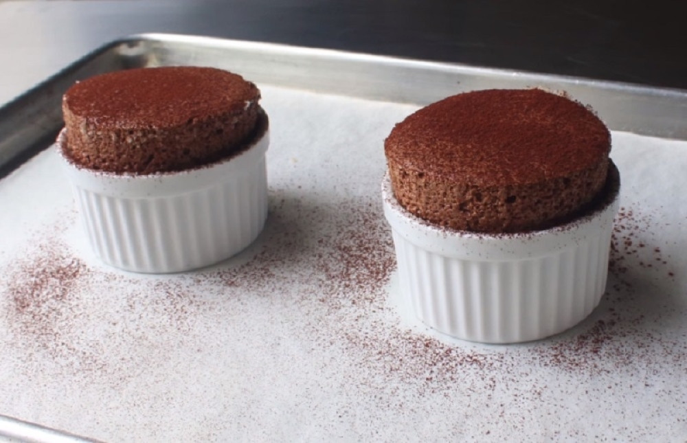 Čokoladni sufle od samo DVA sastojka, kolač koji budi sva čula!