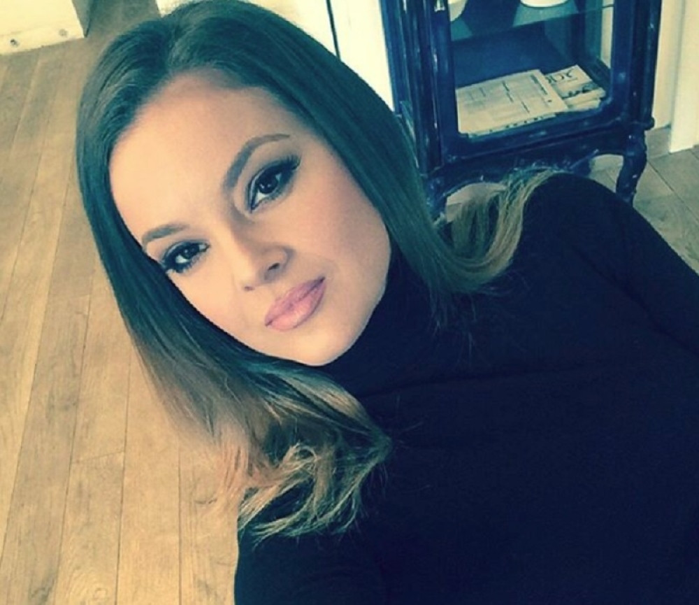 Udala se za fudbalera, raskinula ugovor sa Grandom, a sada je novom objavom podigla veliku prašinu (FOTO)