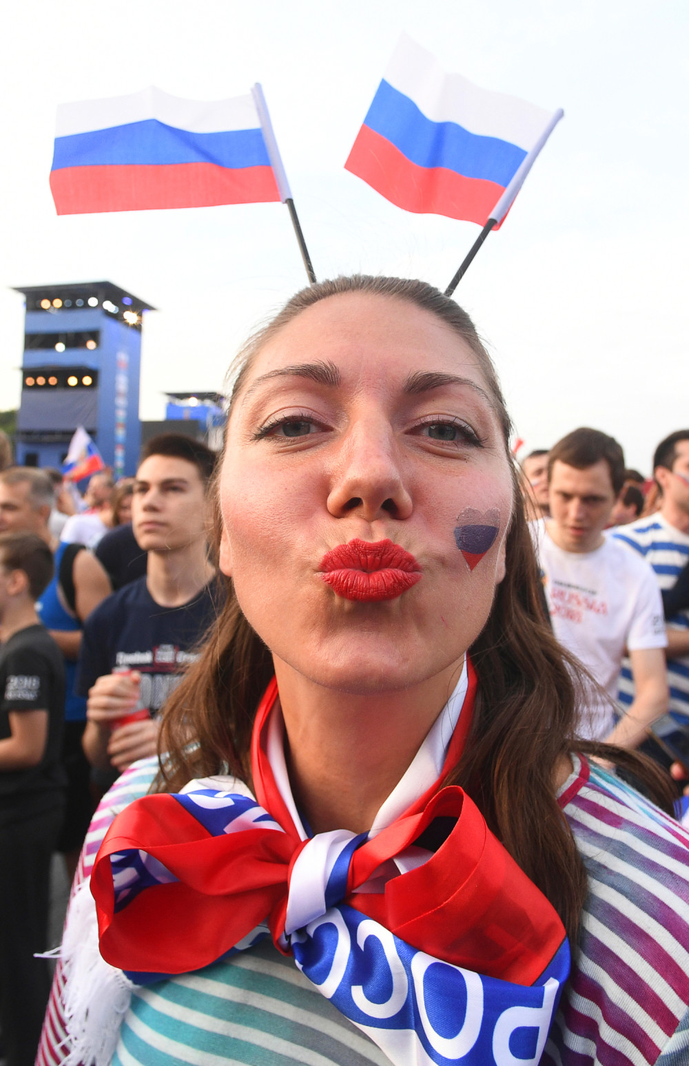 Ovo je NAJSEKSI CICA šestog dana Mondijala! (FOTO)