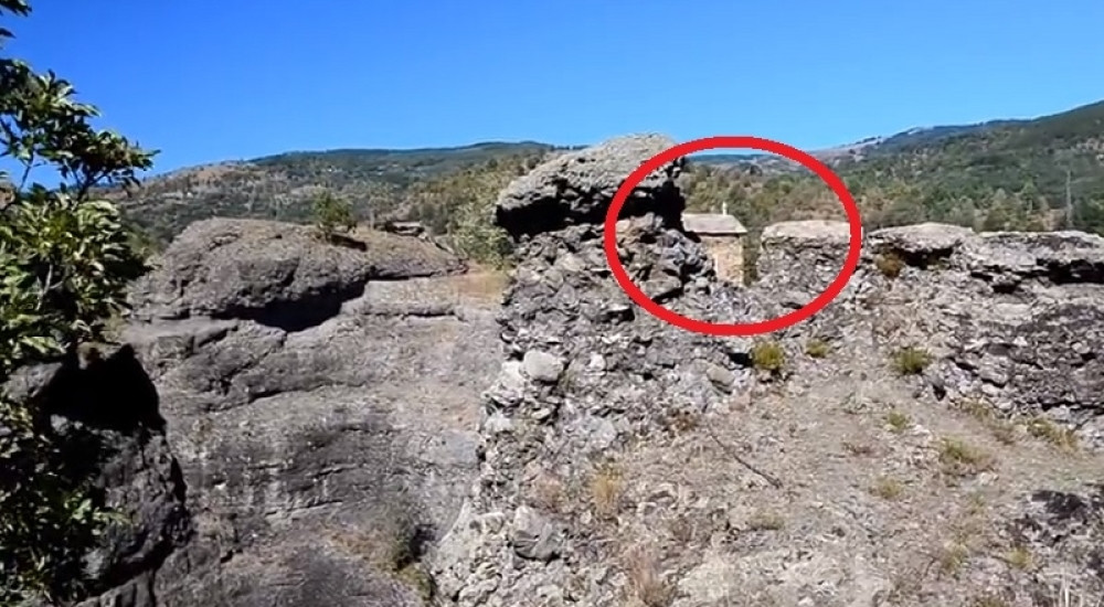 Za ovu pravoslavnu BOGOMOLJU se veruje da je UKLETA, često je pohode NEROTKINJE, a MLADENCI BEŽE