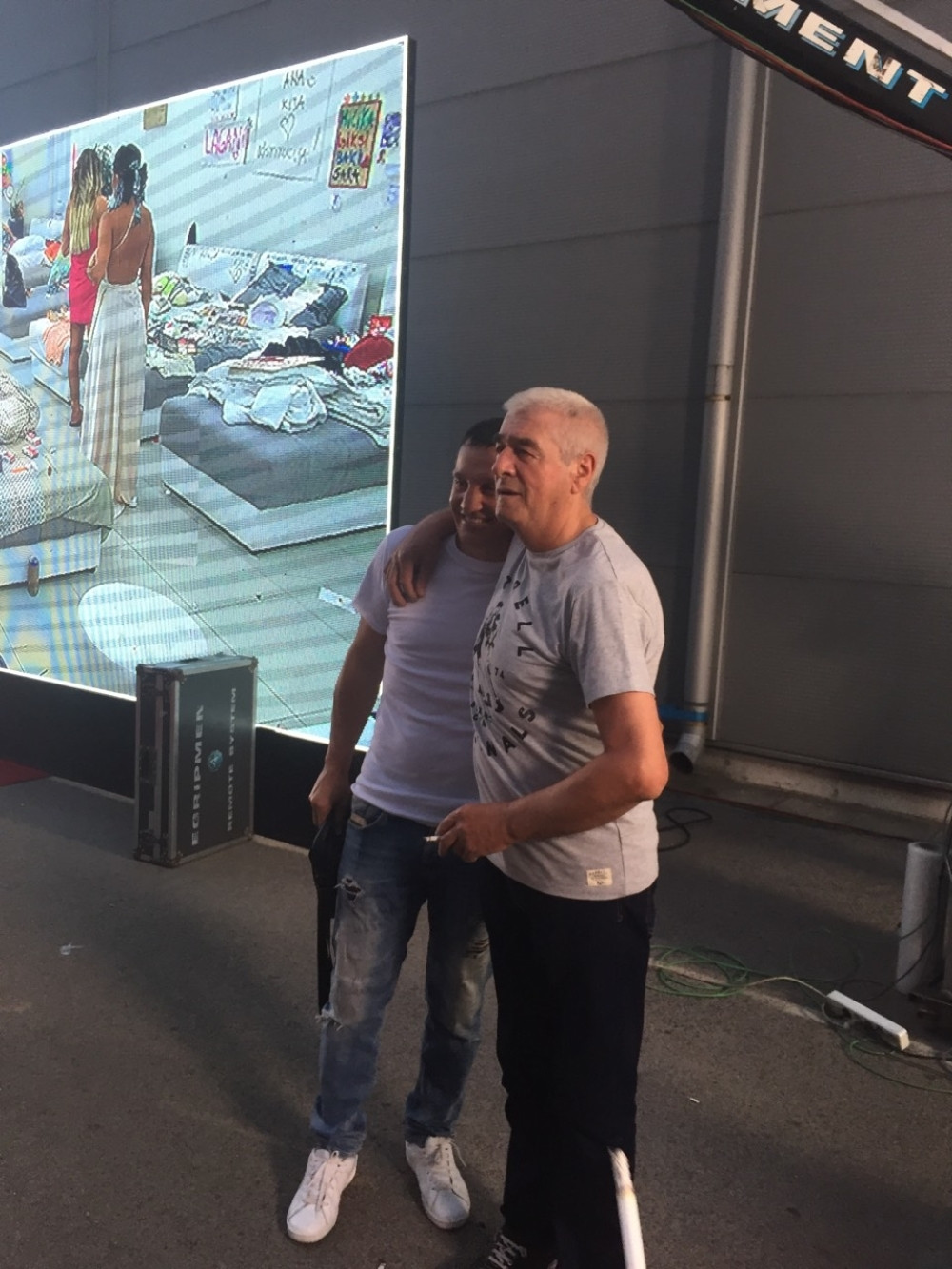 Slobin tata se RAZBESNEO na pitanje o Kiji, a onda je progovorio o VRAČARI iz Slovenije