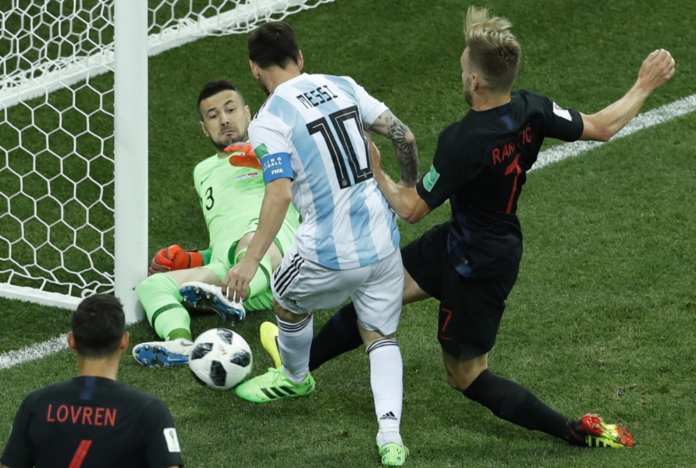 Tast pretio da će da mu ZAKOLJE ženu ako se UDA ZA SRBINA!