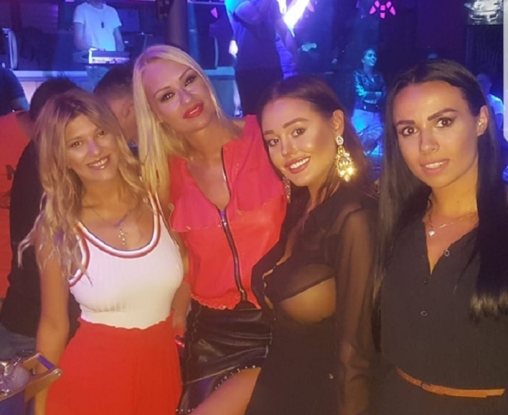 Kija je SA NJIMA stigla na koncert Džala brata i Bube Korelija!