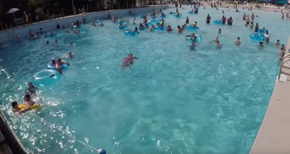 Kupale su se u bazenu, ćerka je napravila pogrešan korak, majka je ostala paralizovana, a onda je čula HOROR