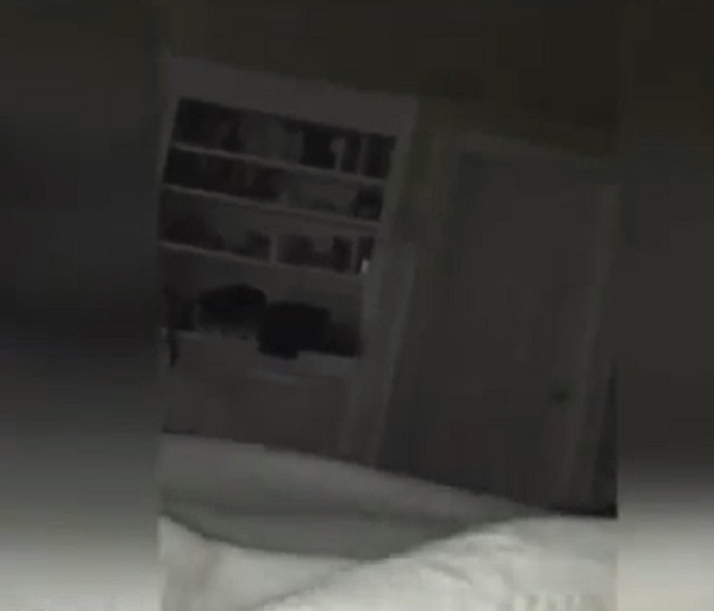 Igrala sa očevim telefonom, a onda je slučajno snimila nešto JEZIVO!