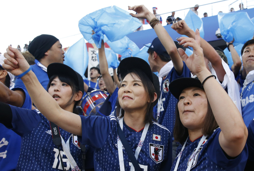 Japanci gledaju fudbal u budističkom hramu, a ovo je USLOV za to