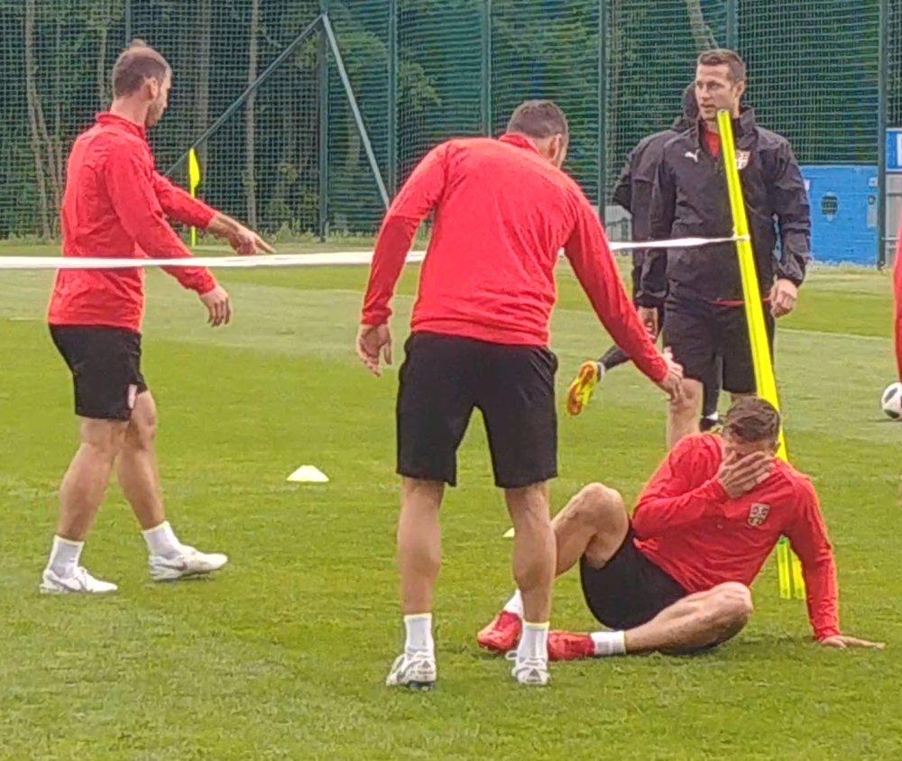 Spajić NOKAUTIRAO Tadića! (VIDEO)