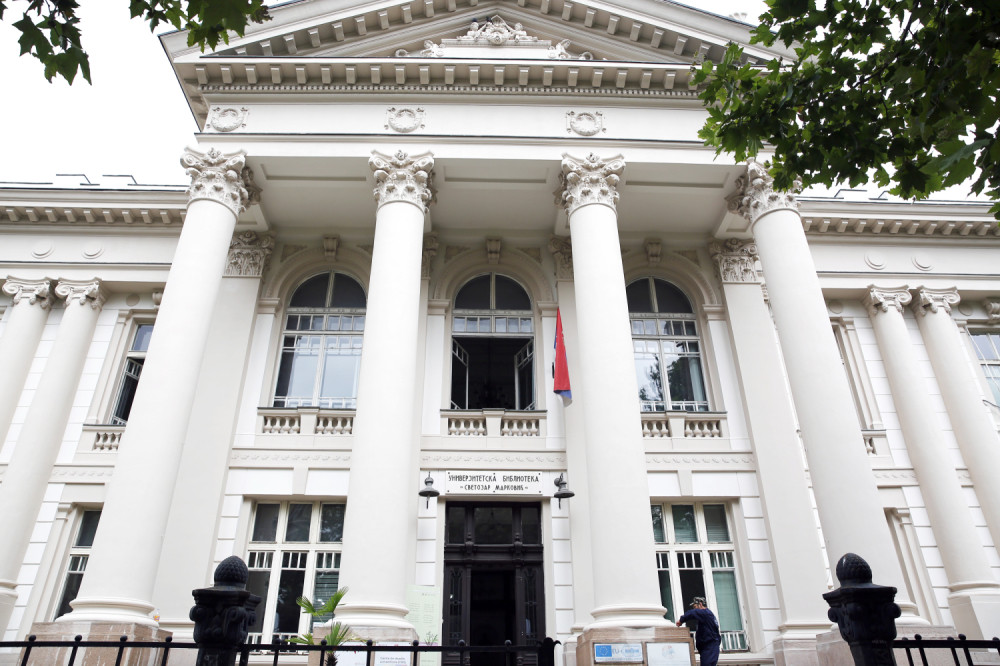 Sređeno 3.000 kvadrata fasade Univerzitetske biblioteke!