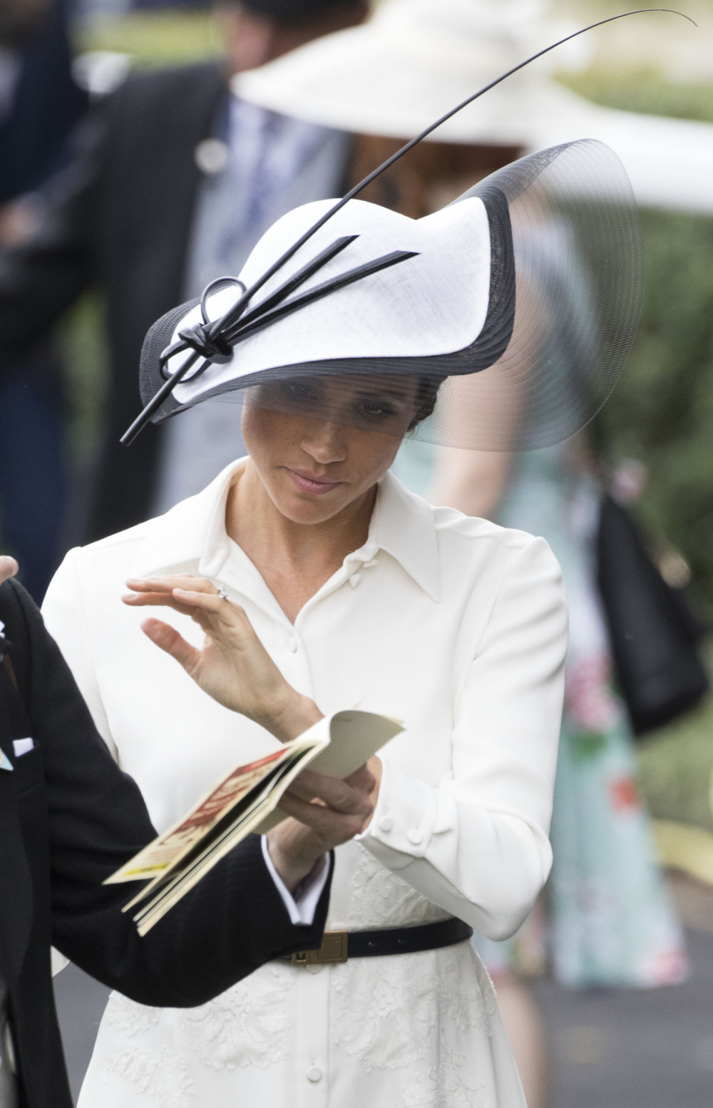 Kad zatrudni, Megan Markl neće smeti da zna jedan detalj!