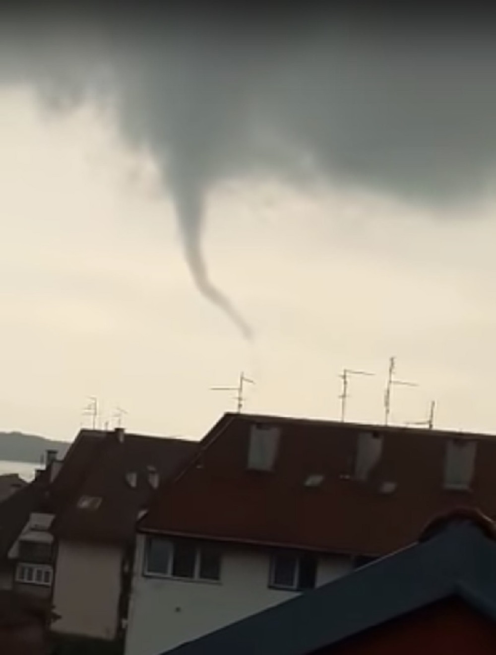 Pojavila se pijavica u beogradskom naselju i donela NEVREME NAD DUNAVOM