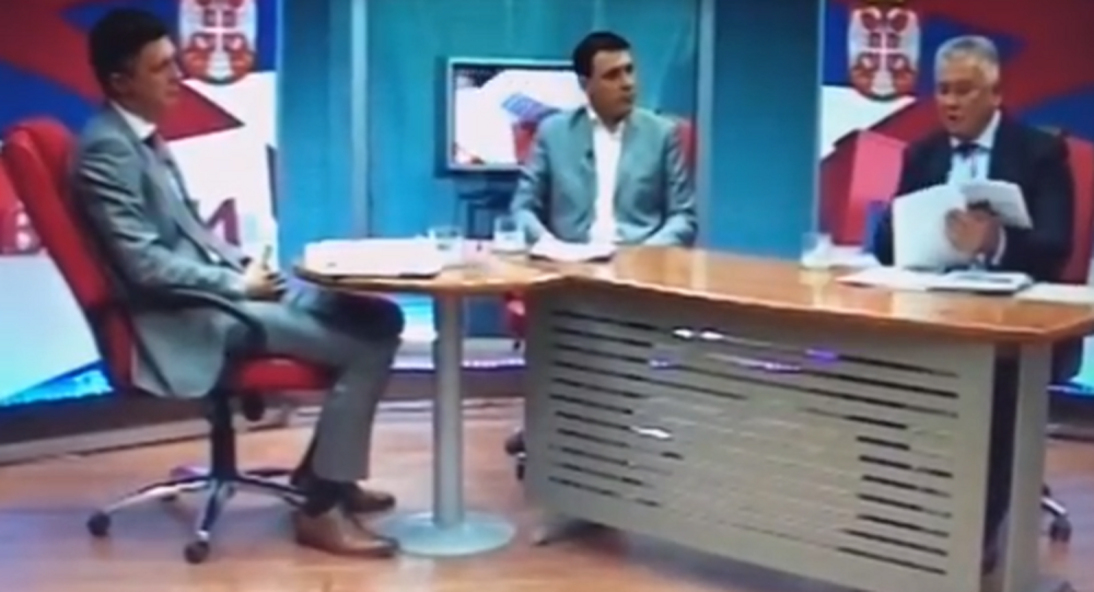 Velja: Boško, od Amera primaš pare, a foliraš da si ruski čovek!