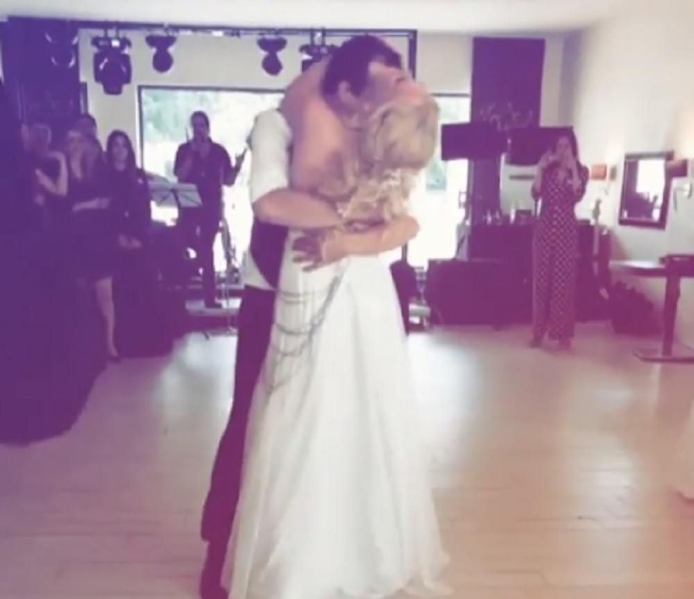 Proslavio se učešćem u "Operaciji trijumf", a danas je oženio svoju 10 godina stariju partnerku