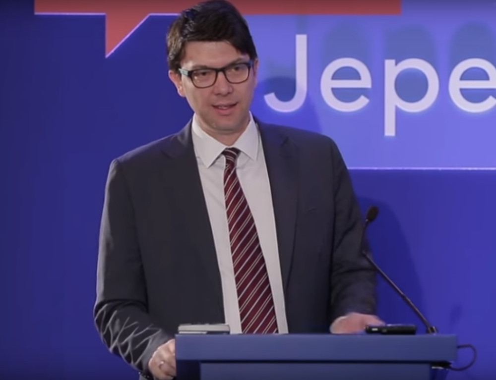 Najlepši grad mu je Pariz, a njegovi žuti su u Beogradu samo krali