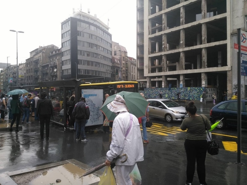 I danas kiša, na planinama sneg. Od ponedeljka pravo IZNENAĐENJE