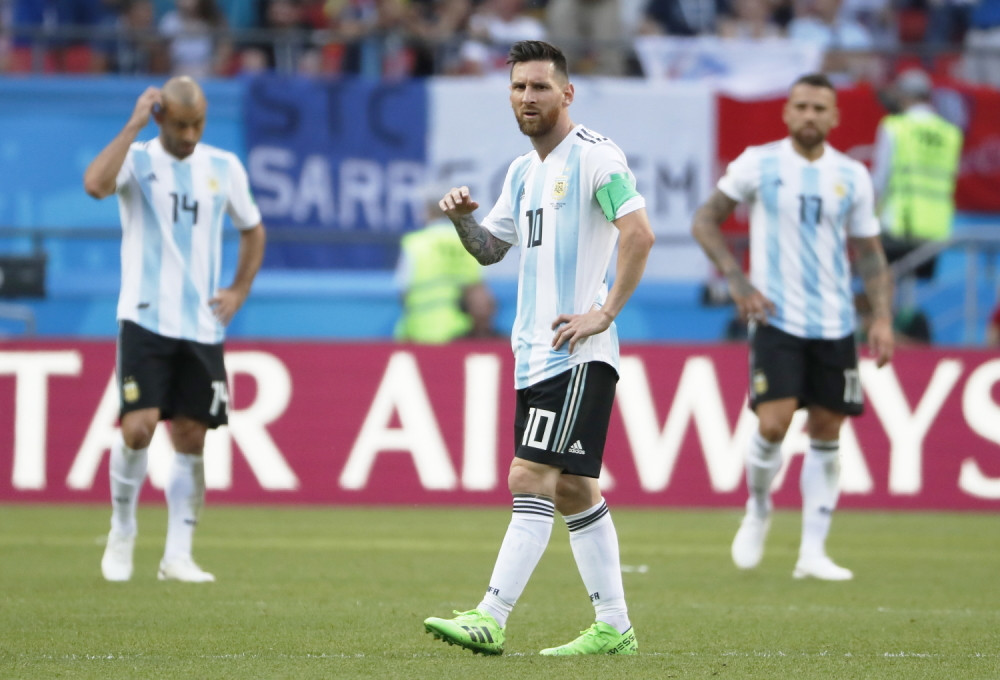 Mađioničar Mbape sa Francuzima POSLAO Mesija KUĆI (4:3)! (FOTO+VIDEO)