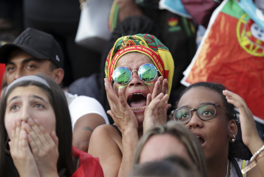 Najveća ZVEZDA fudbala oprostila se od REPREZENTACIJE, šok među navijačima! (FOTO)