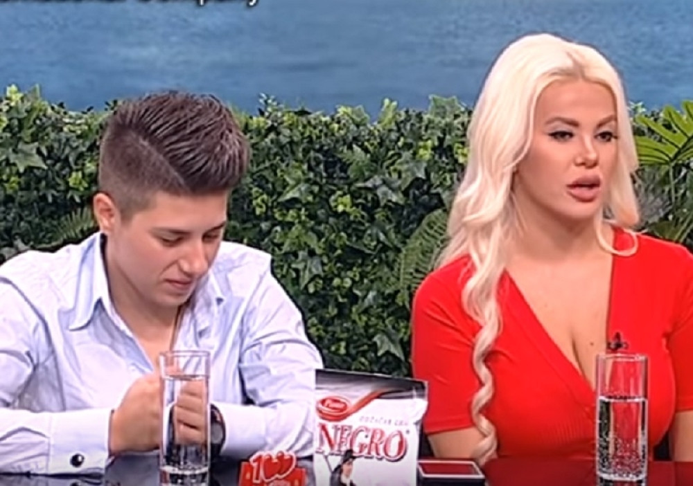 Progovorile komšije Sanje i Matore! Osule paljbu po njima, pa spomenuli i dolazak policije u zgradu!