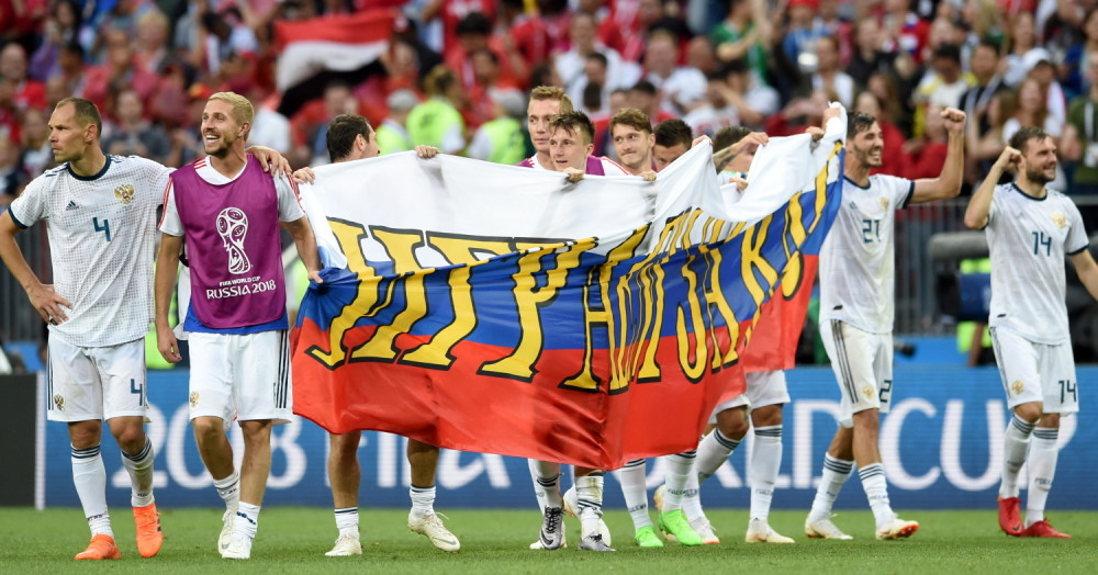 Šok u Rusiji! Pijani fudbaleri PRETUKLI dva poznata političara, nikad više neće igrati za reprezentaciju! (VIDEO)