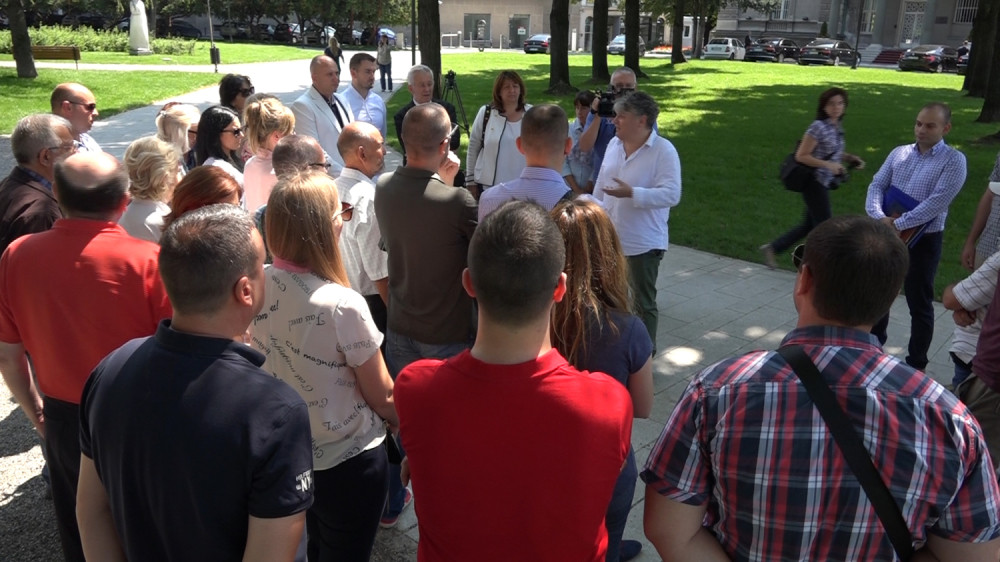 Članovi Pokreta socijalista spremili BOLNO iznenađenje Saši Jankoviću (FOTO)