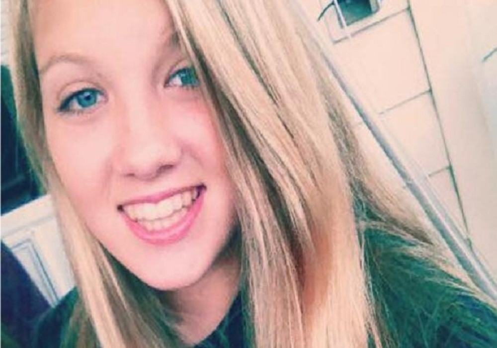 Sara (16) je otišla da spava, a drugovi su je našli MRTVU! Razlog je JEZIV