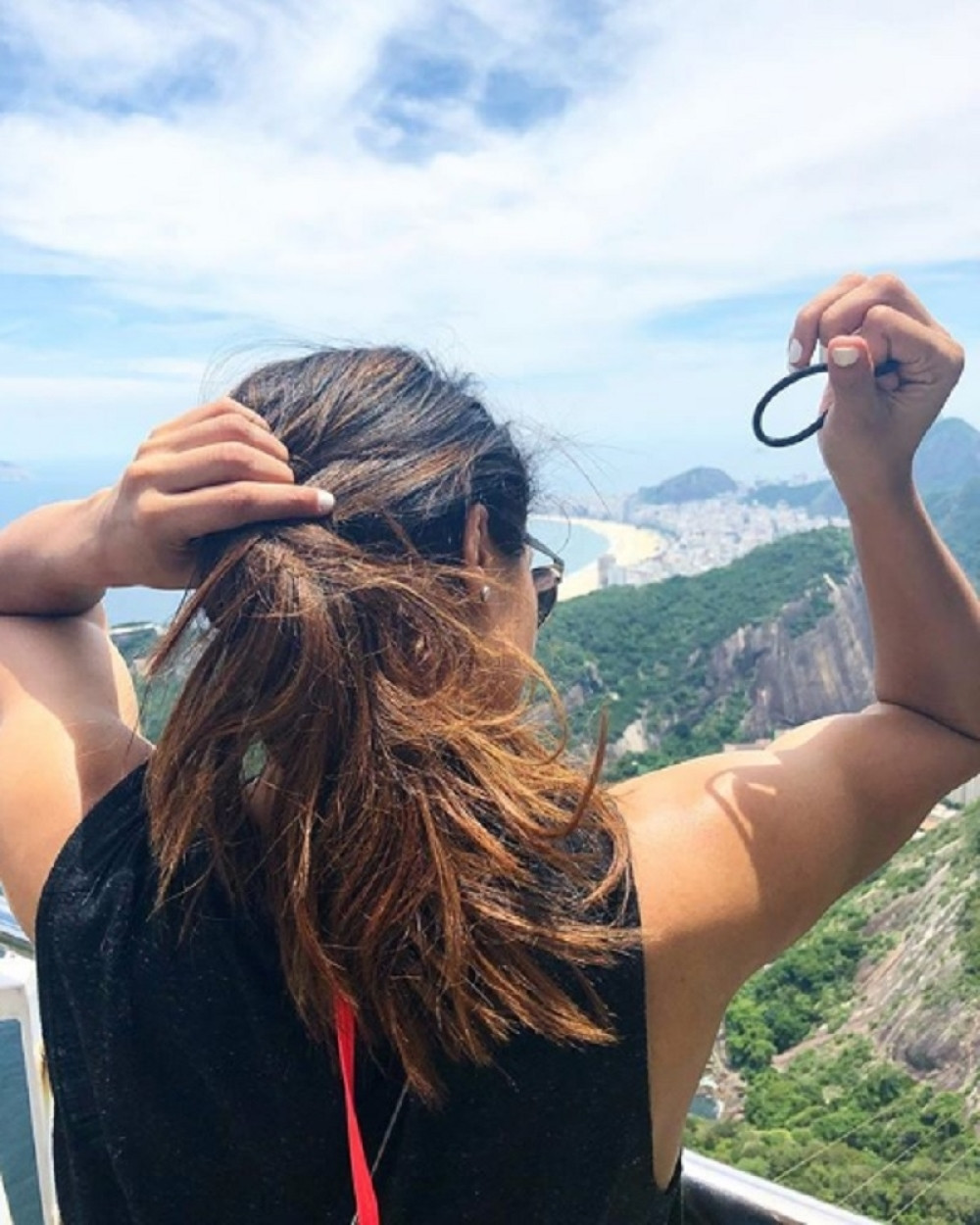 Kristina je ZBOG HLEBA RASPORILA dečaku STAKLOM STOMAK, osetila KRV i počela da POVRAĆA