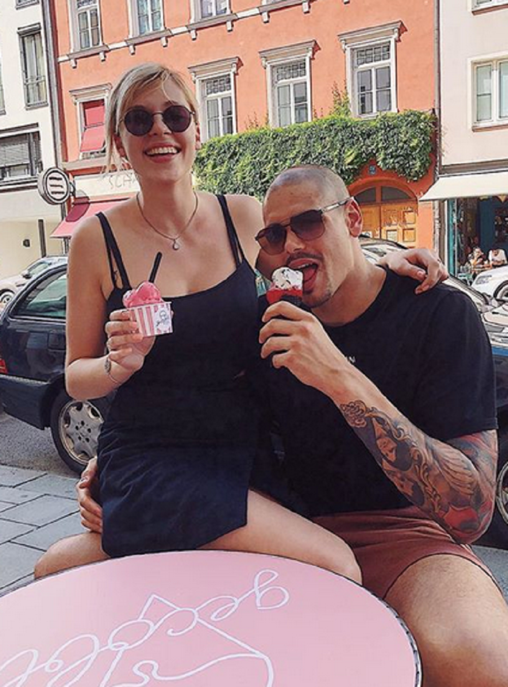 Bivši košarkaš Zvezde uživa u luksuzu sa se*si Nemicom! Tek da vidite kakav pogled imaju! (VIDEO)