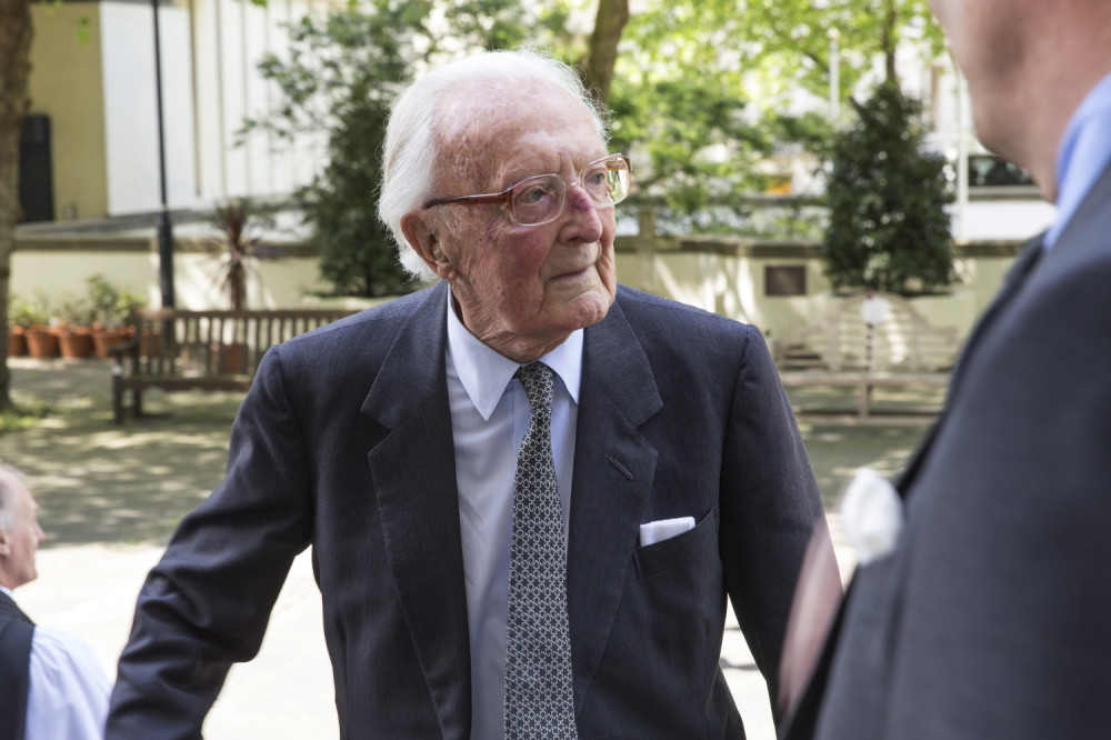 Umro ENGLEZ čiji plan za SPAS JUGOSLAVIJE je odbio SLOBODAN MILOŠEVIĆ