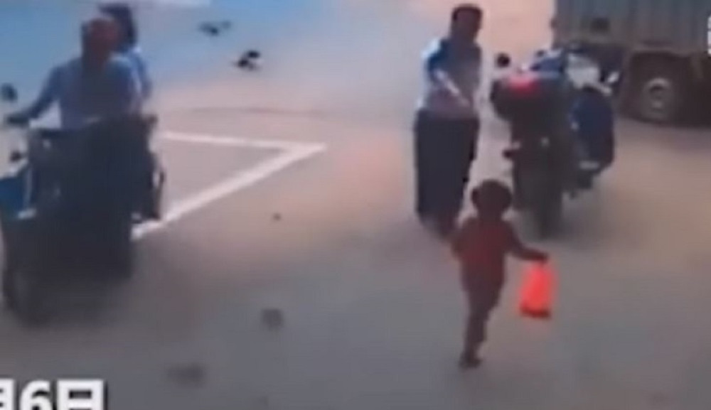 Oteo devojčicu (3), na užasan način je namamio, a ono što je rekao policiji je zaprepastilo sve