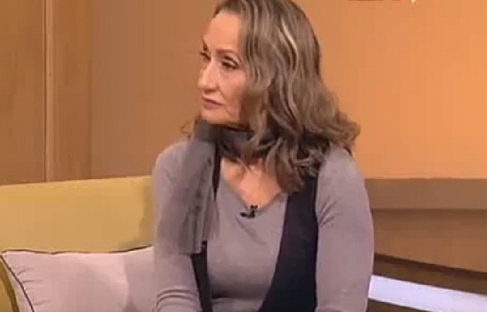 RODILA U 6. DECENIJI Srpska glumica već 5 godina odgaja ćerku sama, otac deteta ih i ne zove! TUGA!