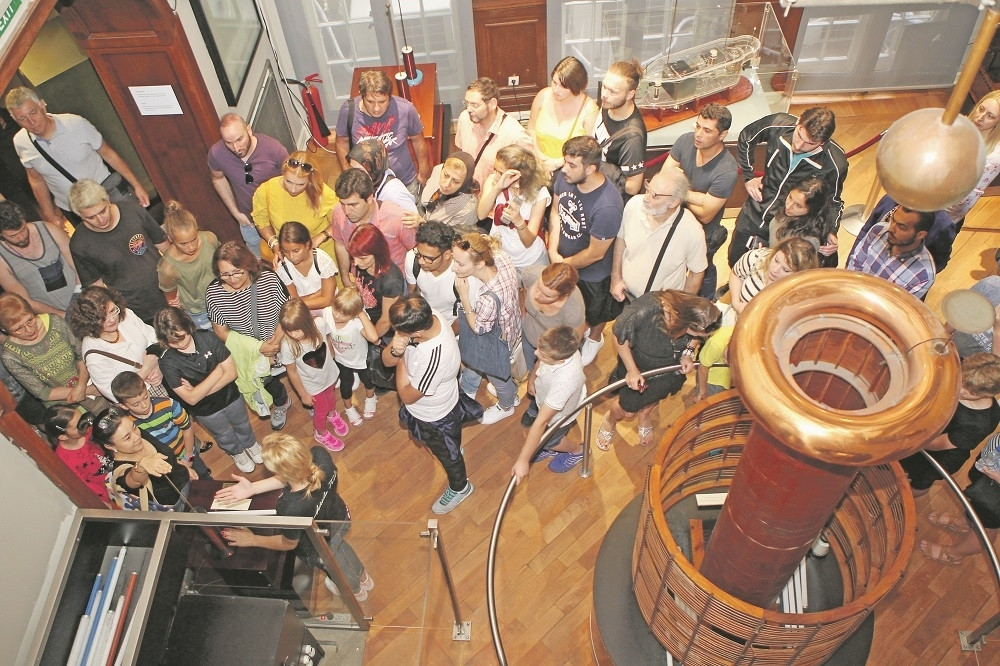 Dodir munje za Teslin rođendan