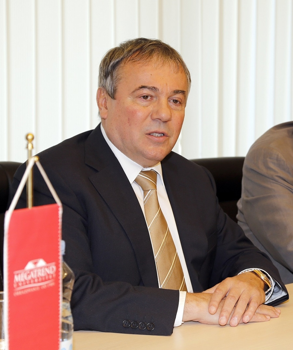 Pred njegovom biografijom niko ne može da ostane imun