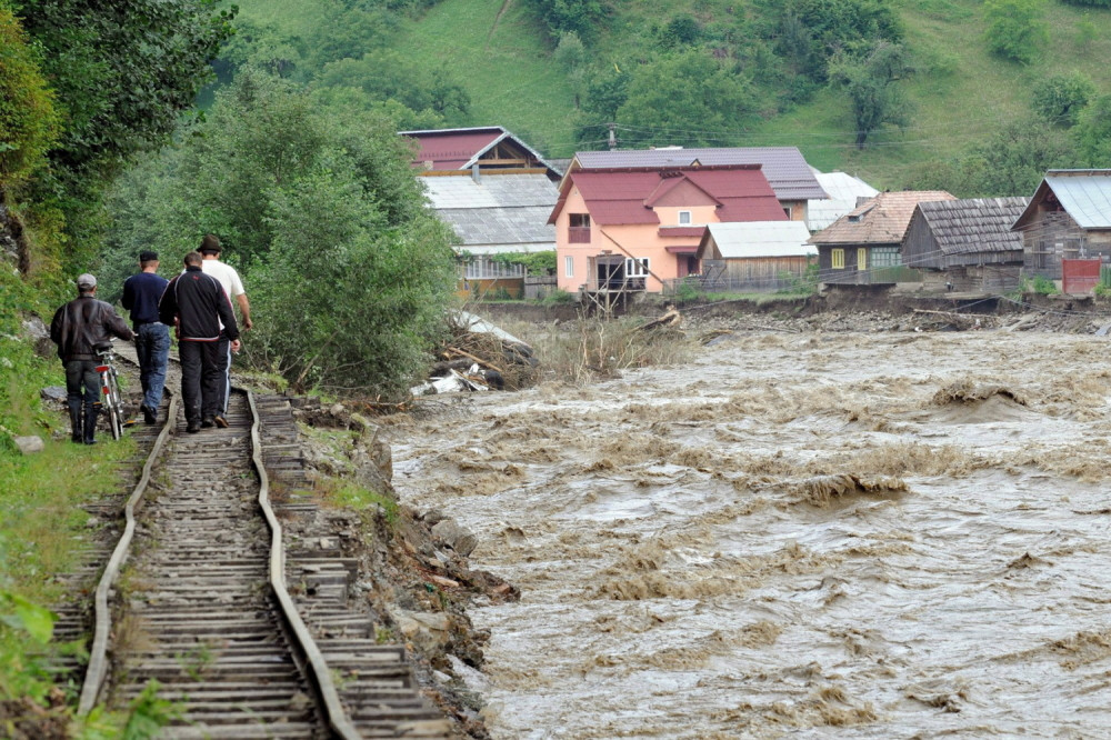 Bujica odnela babu, dedu i dvoje UNUČADI, umrli u NAJSTRAŠNIJIM MUKAMA!