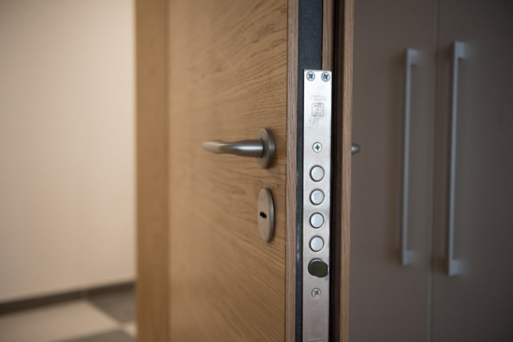 Pogledajte kako da kupite kompletan nameštaj za manje od 200 evra (FOTO)