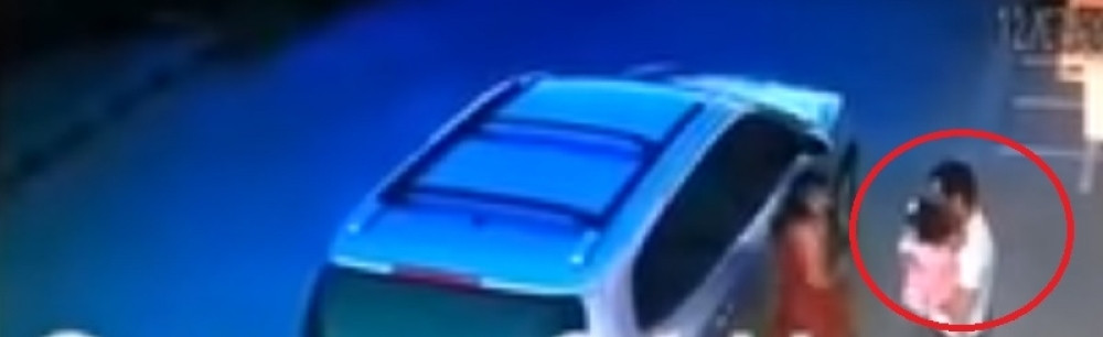 Advokat izašao iz AUTOMOBILA sa DETETOM U NARUČJU, ubica mu prišao i SASUO u njega PET METAKA! (UZNEMIRUJUĆE)