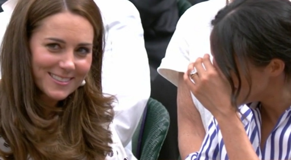 Megan Markl umalo POGOĐENA U GLAVU dok je gledala Novaka Đokovića kako kida u finalu Vimbldona