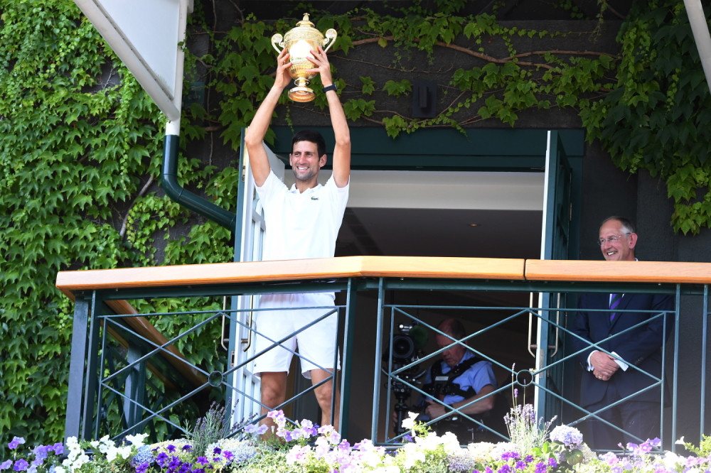 Ono što je ovaj AMERIKANAC napisao Novaku, ne bi ni NAJROĐENIJI! (FOTO)