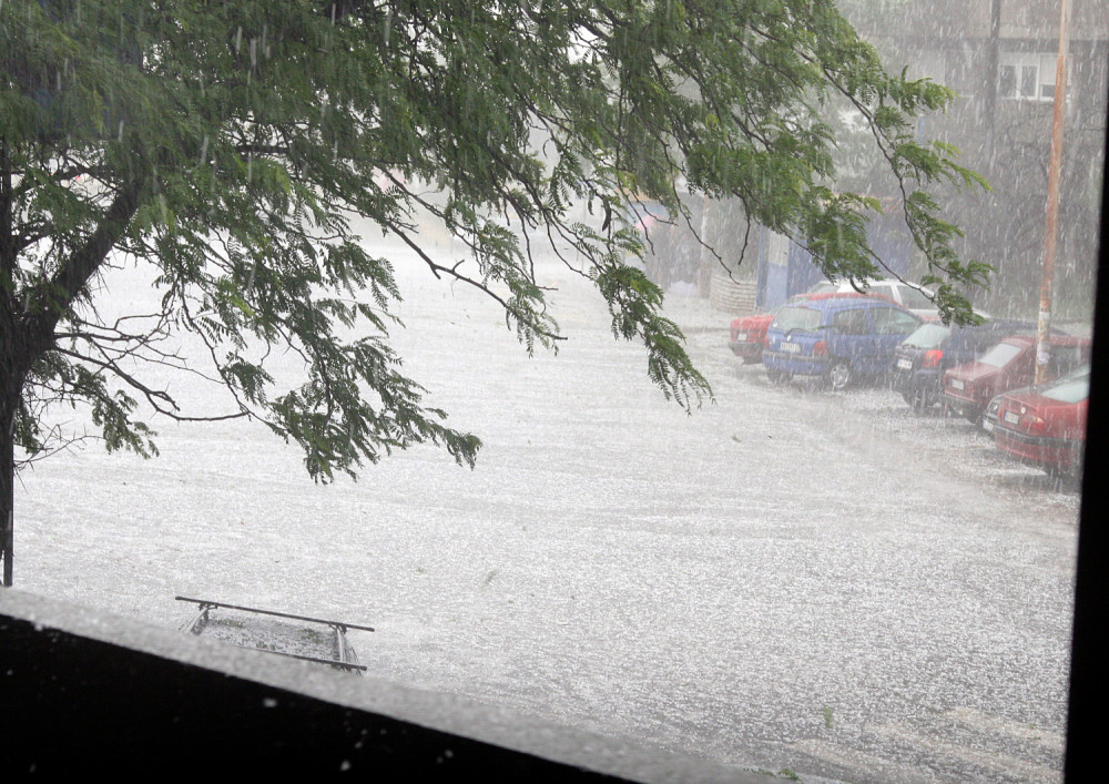 Ispaljeno 105 protivgradnih raketa! Najgore tek sledi, Srbijo, spremi se! (VIDEO)