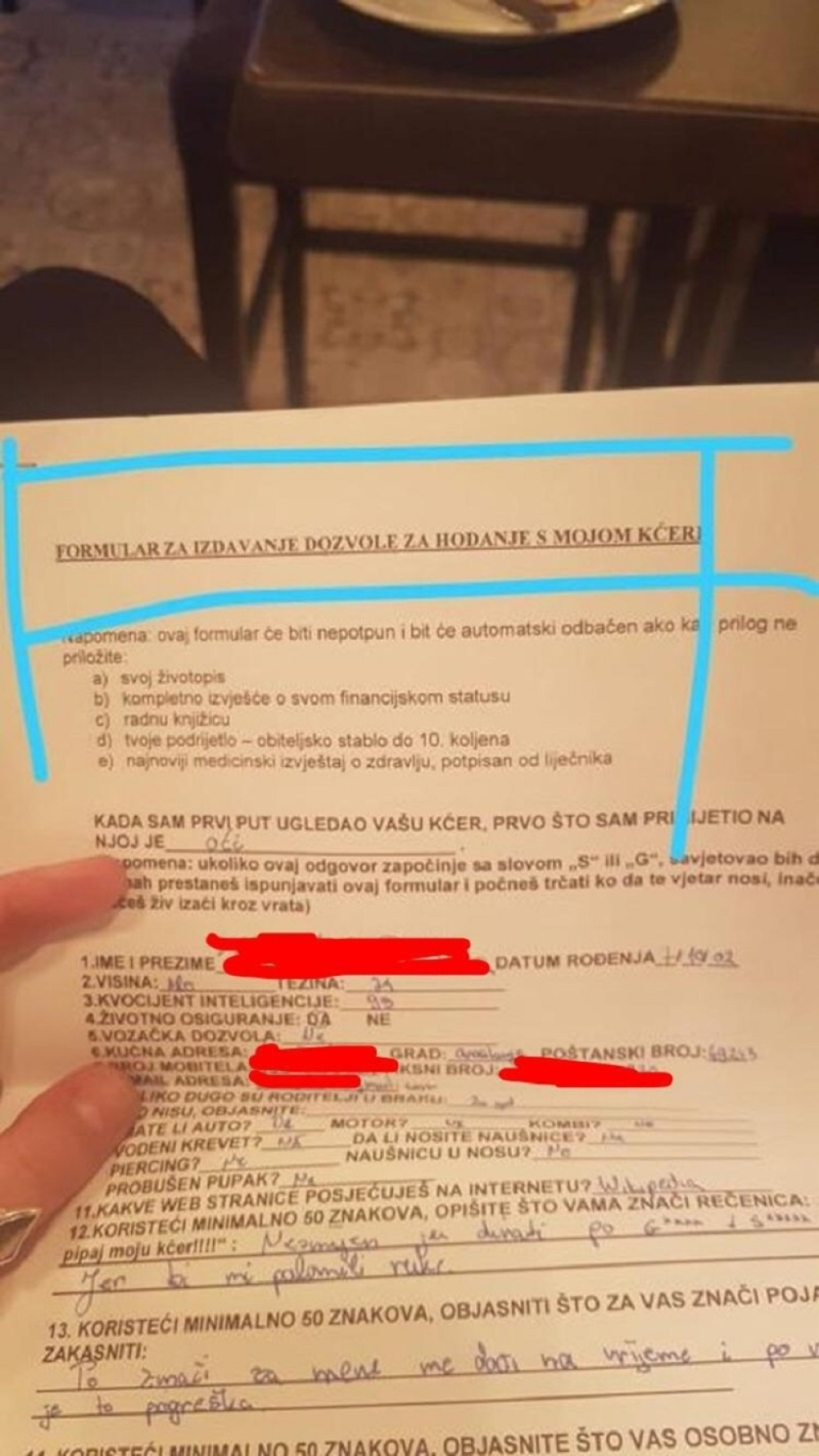 Otac je napravio formular za momke kojima se sviđa njegova ćerka, a REGION NE PRESTAJE DA MU SE SMEJE