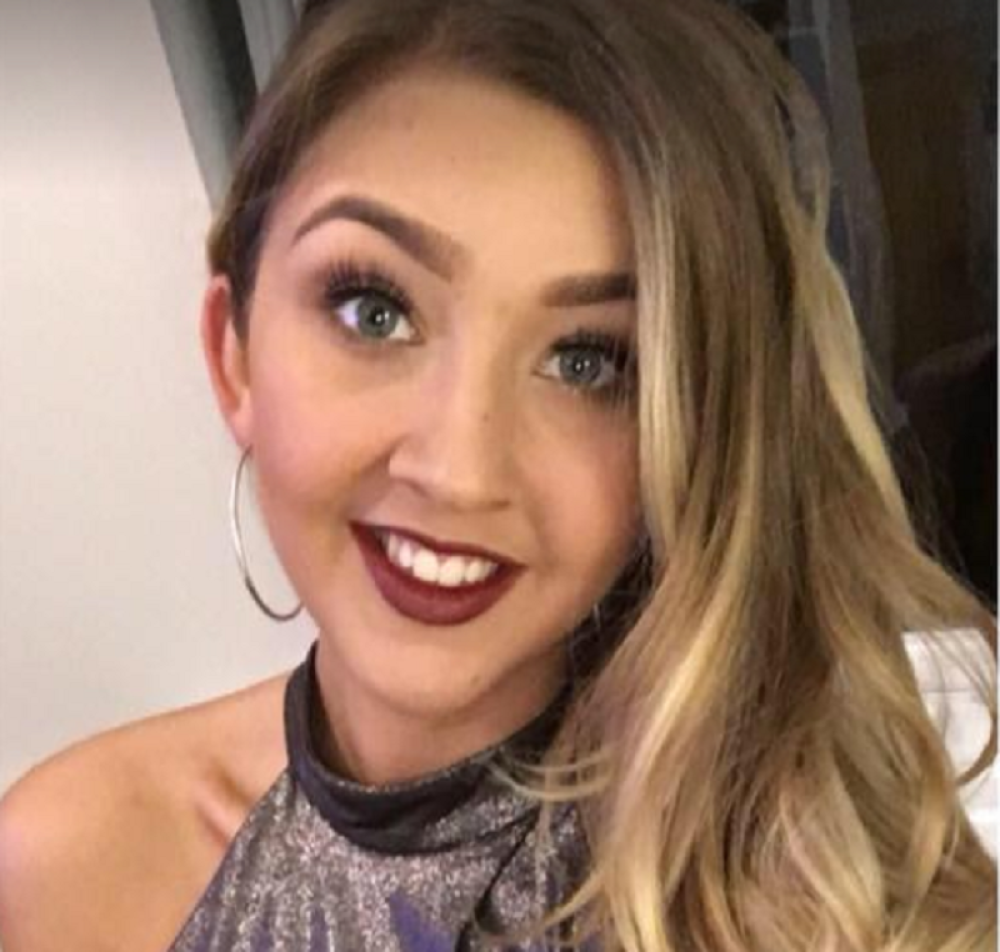 Jasmina (19) se parkirala na pogrešnom mestu i dobila jezivu poruku, a onda je jednim statusom NAJEŽILA celu zemlju (FOTO)