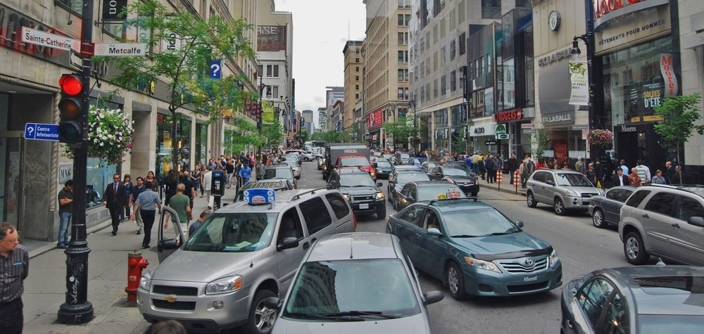 Država nudi prosečnu platu 3.700 evra, a ovo su najtraženija zanimanja