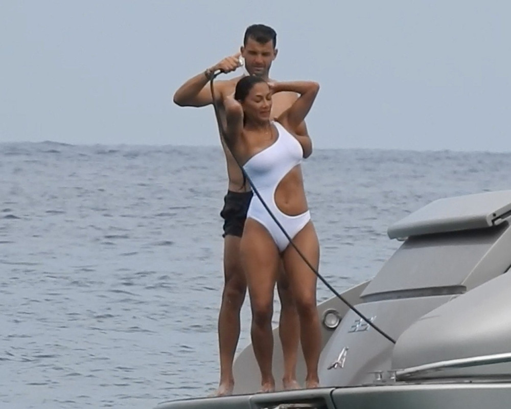 Šesti teniser sveta i seksi pevačica su STVARNO RADILI SVAŠTA na jahti! (VIDEO)