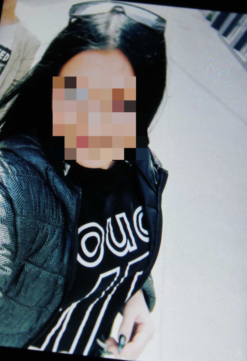 Anđela ležala u krvi, isprskana suzavcem, a on je pritisnuo celim telom da je dotuče... jezive scene drame u Niškom sudu!