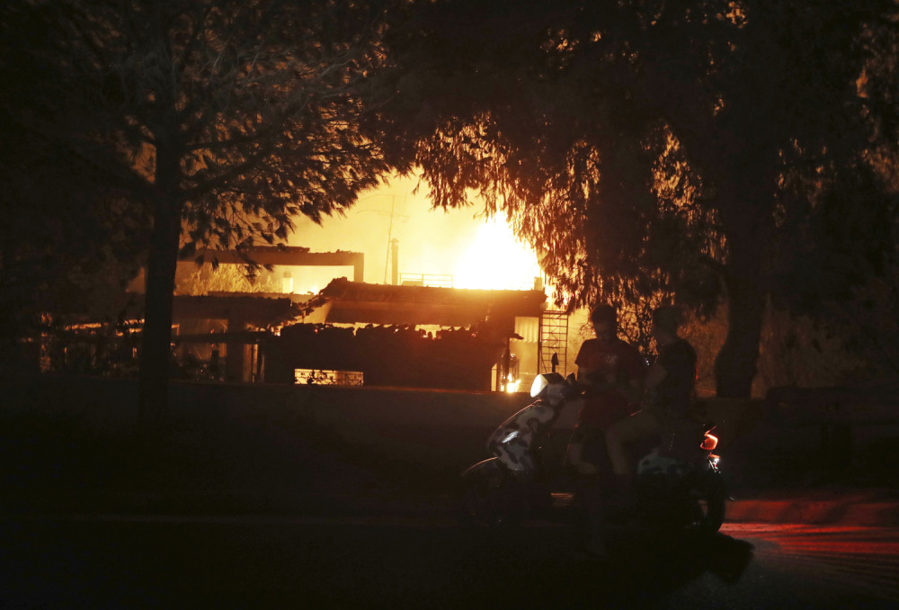 Nakon požara u kom je život izgubilo 88 osoba, nova NESREĆA ZAHVATILA GRČKU