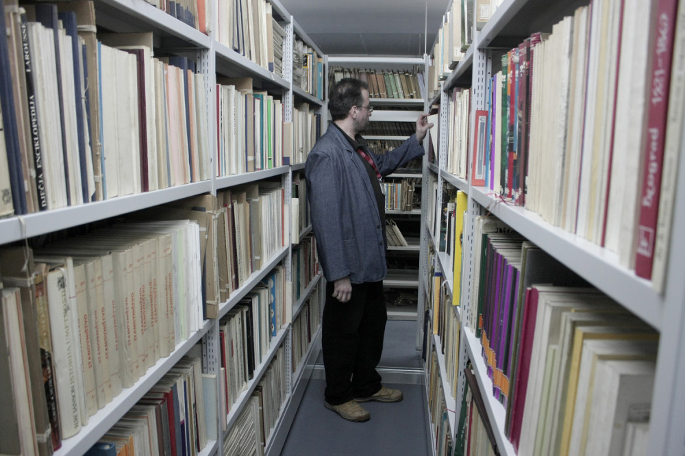 Pet godina mu trebalo da vrati "Braću Karamazove", a biblioteka je sad našla način da se izbori za zaboravnim čitaocima!