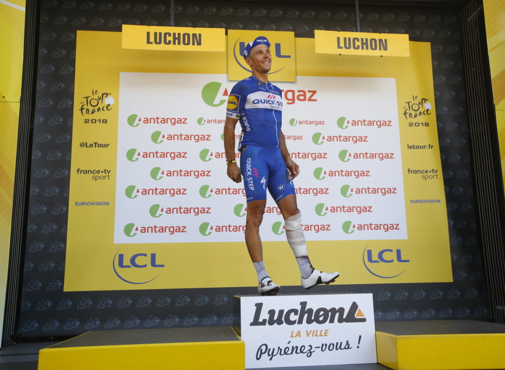 Belgijanac se survao sa staze na Tur de Fransu, koleno mu izgleda jezivo (FOTO)